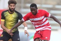 (الفيفا) يلزم النجم الساحلي بدفع “مليون و 400” ألف دولار  لنادي الاهلي المصري