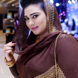 شاعر يعترف: مونيكا تشن هجوماً على شخصي