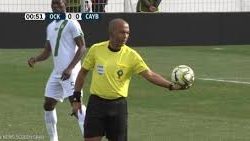 .. 4 ركلات جزاء توقف حكما دوليا للأبد
