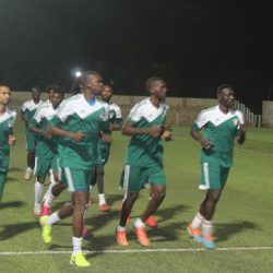 المنتخب يتدرب صباحاً .. يعسكر ببرازافيل .. ويطير فجر الخميس لأسمرا