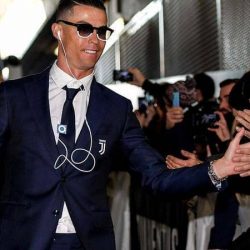 رونالدو يصنع “مشهدا غريبا” بـ25 دولارا فقط