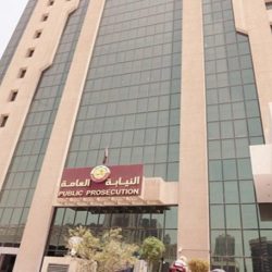 اقتياد مسؤولة بوزارة العمل إلى نيابة الفساد