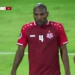 ظفار يرغب في تمديد عقد المدينة