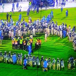 إحالة ملف مباراة الهلال والاهلي المصري الي لجنة الانضباط بـ(الكاف)