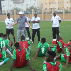 لهباب يصحح أخطاء منتخب الشباب