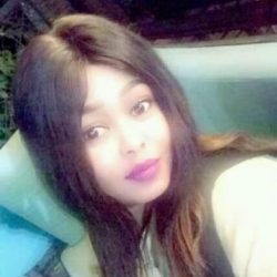 اعلامية سودانية تفاجىء أصدقاءها بإعلان إصابتها بـ(كورونا)