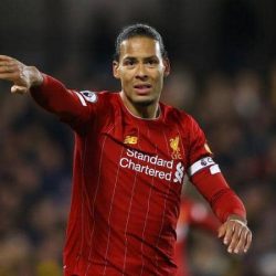 فان دايك للاعبي ليفربول: لا يوجد سبب لهذا الهلع