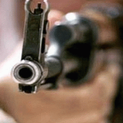 ضبط مسلحين مخمورين داخل مطعم بالحاج يوسف