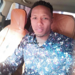 نجم المريخ عماد الصيني في ونسة مع كورة سودانية