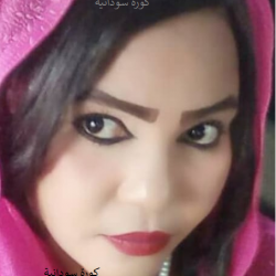المذيعة منهل الطريفي تنتهي من تسجيل برنامج (ونسة باب)