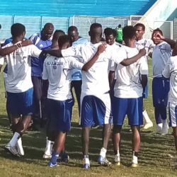 فتحي بشير طالب اللاعبين بالتعامل مع كل مباراة على أنها نهائي الكأس     الهلال يؤدي تدريبه الرئيسي استعداداً للقاء الخرطوم بعد غداً الخميس