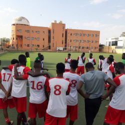 الشرطة يواصل تدريباته بملعبه الاكاديميه