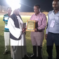 حي العرب بورتسودان يكرم رئيس حزب مؤتمر البجا  