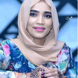 الفنانة نجود عجب تنشئ منتدى ثقافي بإسمها