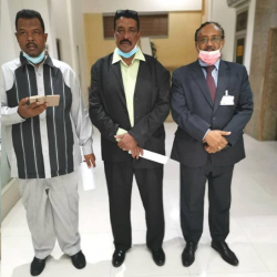 الجنرال يصل أكرا ونائب السفير في استقباله
