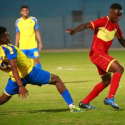 المريخ بالأحمر والأمل عطبرة بالأصفر دقيقة حداد على روح والدة مدرب المريخ