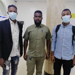 ثنائي المريخ إلى القاهرة للعلاج