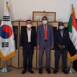 رئيس اتحاد التايكندو والسفير الكوري يؤكدان التعاون لإنشاء مركز التدريب الدولي بالسودان