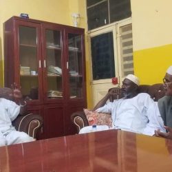 الافيال تزور الرومان وتهنئ الفريق بالصعود للنخبة  حمودة الزيارة تفتح آفاقا أرحب للتعاون بين الناديين  هشام شكر النادي على هذه الخطوة وتمنى عودة الافيال لمكانها الطبيعي
