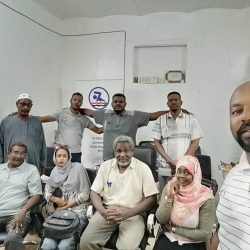 حكام السباحة يشيدون بمحاضر اللغة الانجليزية  بروف يحي: هدفنا رفعة الوطن و ساكون اكثر فخرا عندما يحصل الحكام علي الشارة الدولية   الدارسون بؤكدون الاستفادة ويطالبون بالاستمرار لمزيد من التحويد