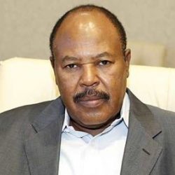 والي جنوب دارفور يسلم فريق كرري للكرة الطائرة حافزآ ماليآ ويتكفل بمعسكر الفريق الخارجي