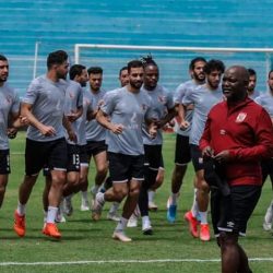 الاهلي المصري يجري حصته الاولى بالجوهرة الزرقاء