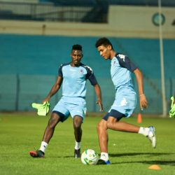 وسط حضور جماهيري.. الهلال يعود للتدريبات بملعبه ولجنة التطبيع تٌشكّل حضور وتخاطب اللاعبين