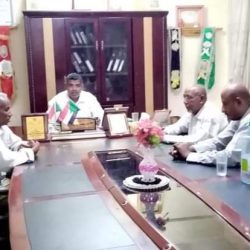 مديرعام الشباب والرياضة يلتقى بنائب رئيس إتحاد حلفا وممثلي نادي أكوبام