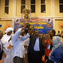 في جمهورية تنس الطاولة  محمد الهادي يتوج بطلاً لمنافسة الكبار_ امنية تنال كاس السيدات- عبد الحميد بطلاً للشباب  هارون ومحجوب يشدان بإنجاح البطولة وقادة الاتحاد يؤكدون مواصلة جهودهم لترقية المنشط