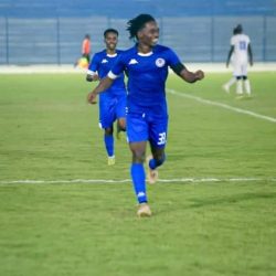 الهلال يعبر عقبة الساحلي بثنائية الغربال وميسي