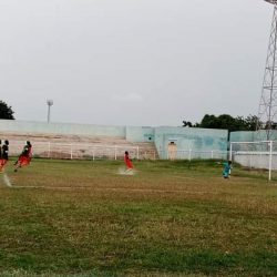 المريخ يهزم الفلاح بكسلا وتوقف المباراة لعدم توفر الكور