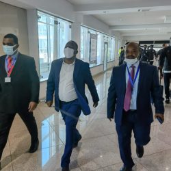 بعثة المنتخب الوطني الأول برئاسة الدكتور حسن برقو، تصل بسلام إلى مطار محمد الخامس بالدار البيضاء، وتجد استقبال من السفارة السودانية بقيادة عبدالرحيم ضو البيت القائم بالأعمال، والمستشار معتصم عبدالغفار، ومحمد عبده مسئول العلاقات العامة، ونجيب بيربار من الجامعة المغربية.  وفور تكملة الاجراءات تتوجه إلى العاصمة الرباط لتحل بفندق الصخيرات