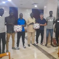 أسرة لاعب الهلال وضاح ابراهيم تحتفل بقدوم خبير المنتخبات السنية