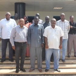 المهندس أحمد أبو القاسم يستقبل رئيس اللجنة الأولمبية لدولة جنوب السودان