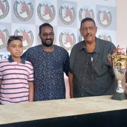 نادي العاصمة لسباق الخيل يدشن موسمه الرياضي وسط حضور جماهيري كبير