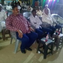 خلال اللقاء التفاكري بنادي العرب حول مستقبل الكرة بحلفا الجديدة.. العميد معاش السراج يبدع في الحديث ويقدم خطة لتطوير الكرة بالمنطقة ونقاش مستفيض من الحضور