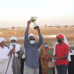 إنطلاقة فعاليات السباق الأول والثاني لنادي سباق الخيل بالخرطوم ضمن موسمه الرياضي للعام 2021م – 2022م