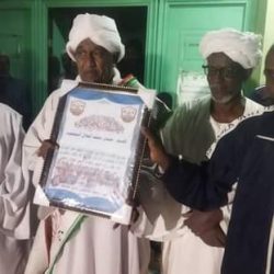 نادي ساردية شندي والرعيل الأول للاعبي ساردية في العهد الذهبي يكرمون كأبتن السودان والهلال العاصمي عثمان الجلال