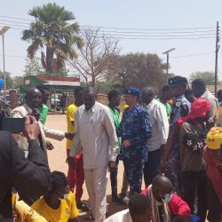 استقبال رسمي وشعبي لبعثتي الكوكب وسبدو بالضعين