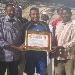 تكريم كبير من قبل أندية الابيض للاعب محمد ايوب