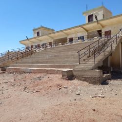 السور الخارجي لمدينة بربر الرياضية يشارف على الانتهاء