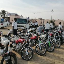 الشرطة تضبط عدد من الدراحات النارية بدون لوحات 