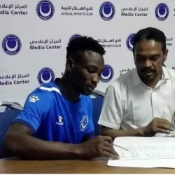 لاعب توتي المتنقل حديثا لنادي الهلال “عبدالعظيم شيخ الدين” يبعث برسالة معبرة لأسرة نادي توتي