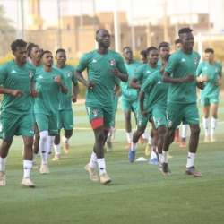 المنتخب الأول يؤدي مرانه الثاني في كوبر وإدارته تشيد بمعسكر جياد
