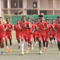 بمشاركة (35) لاعب منتخب الشباب يتدرب صباحا ويبدأ مباراته الإعدادية بمواجهة القوز