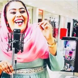 الفنانة والممثلة “مفاز بشرى”  في ضيافة “كورة سودانية” …