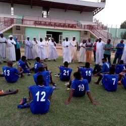وسط اجواء جميلة ورائع بفاشر السلطان…هلال الخيالة يجري مرانه الرئيس لمباراة الكأس بملعب النقعة