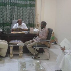 وزير الشباب والرياضة يلتقي بأعضاء الاتحاد المحلي لكرة القدم بالباوقة
