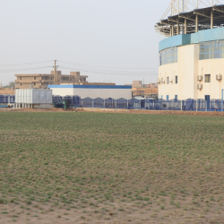 اكتمال زراعة أرضية ملعب الهلال الرديف