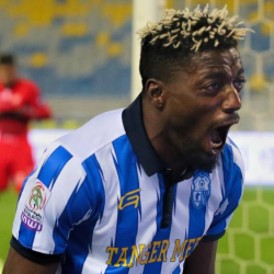 الهلال يكمل اتفاقه مع  أكسيل مايي مهاجم اتحاد طنجة المغربي